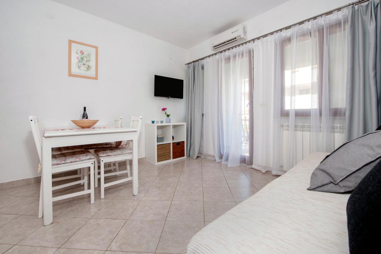 Vanda Apartment *